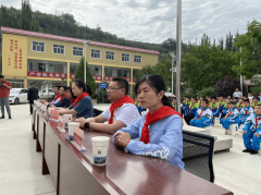 關愛“困境兒童”——蘭州新華互聯(lián)網中等職業(yè)學校在路上