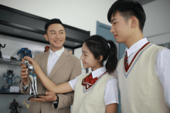 推動現代職業教育高質量發展 讓技能人才前景更光明