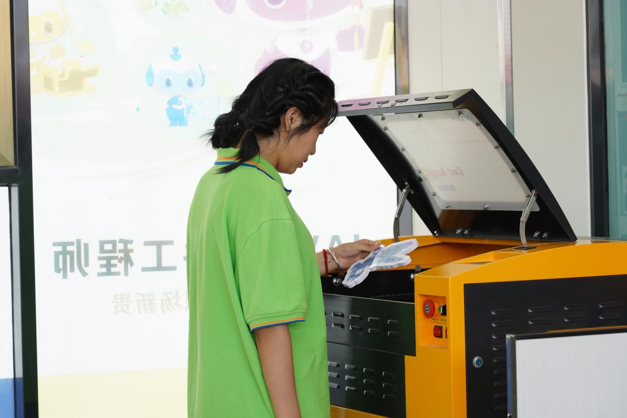 在新華，重新放飛夢想的翅膀