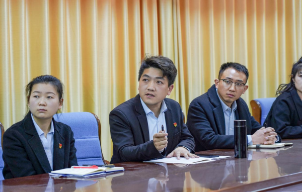 【“三抓三促”行動進行時】軟件開發(fā)專業(yè)結(jié)課答辯會