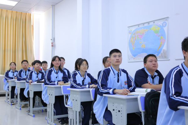 初中生讀不了高中，上什么學校好？