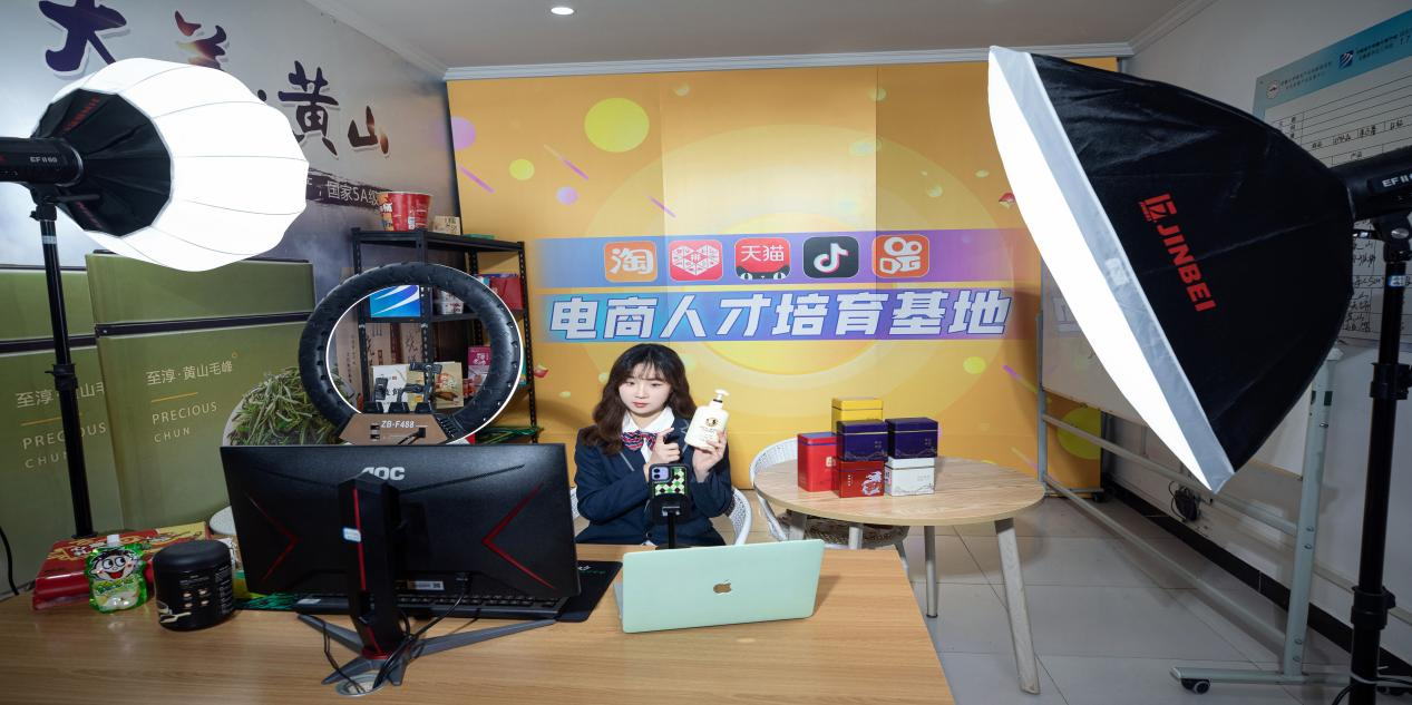 甘肅濱河酒業(yè)營(yíng)銷責(zé)任有限公司招聘