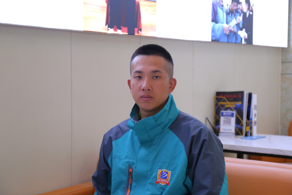 退伍軍人重返校園,立志追求大學(xué)夢