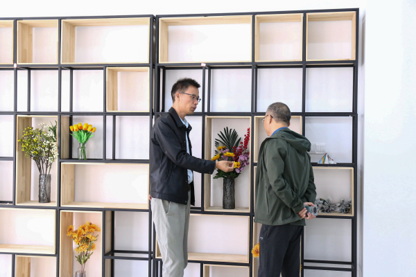 產(chǎn)學(xué)沿用 深度融合-蘇學(xué)智參觀交流